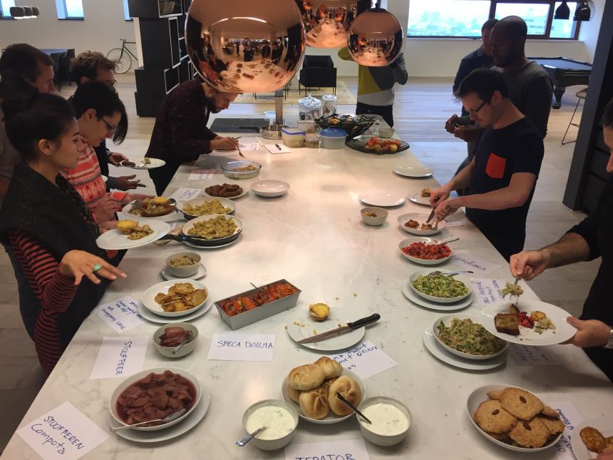 People enjoying lunch